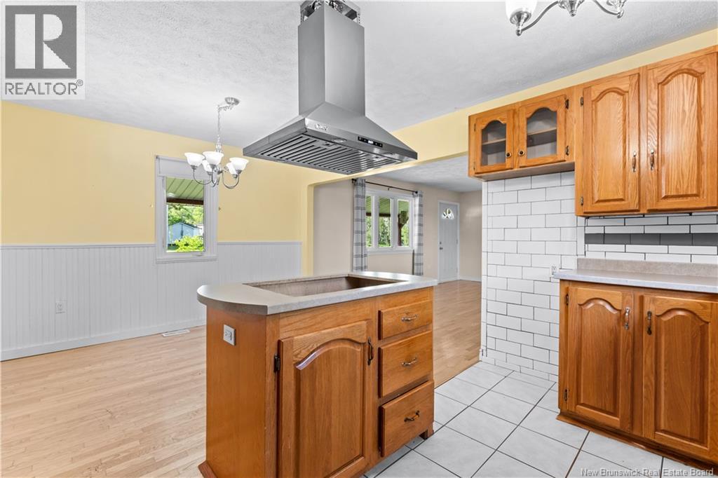 1145 Tweedie Brook - 13