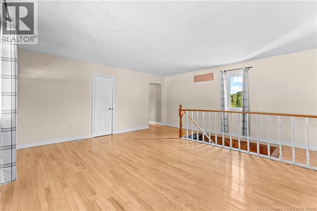 1145 Tweedie Brook - 14