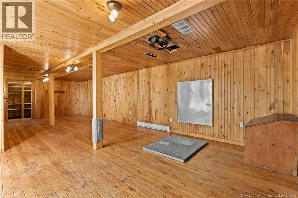 1145 Tweedie Brook - 26