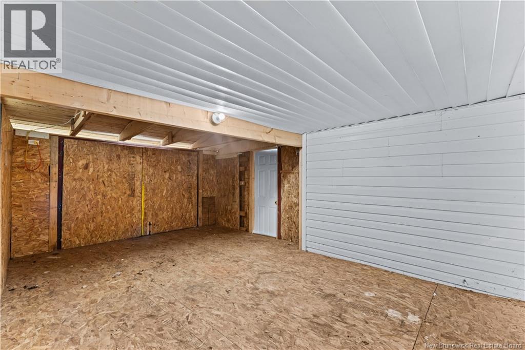 1145 Tweedie Brook - 31