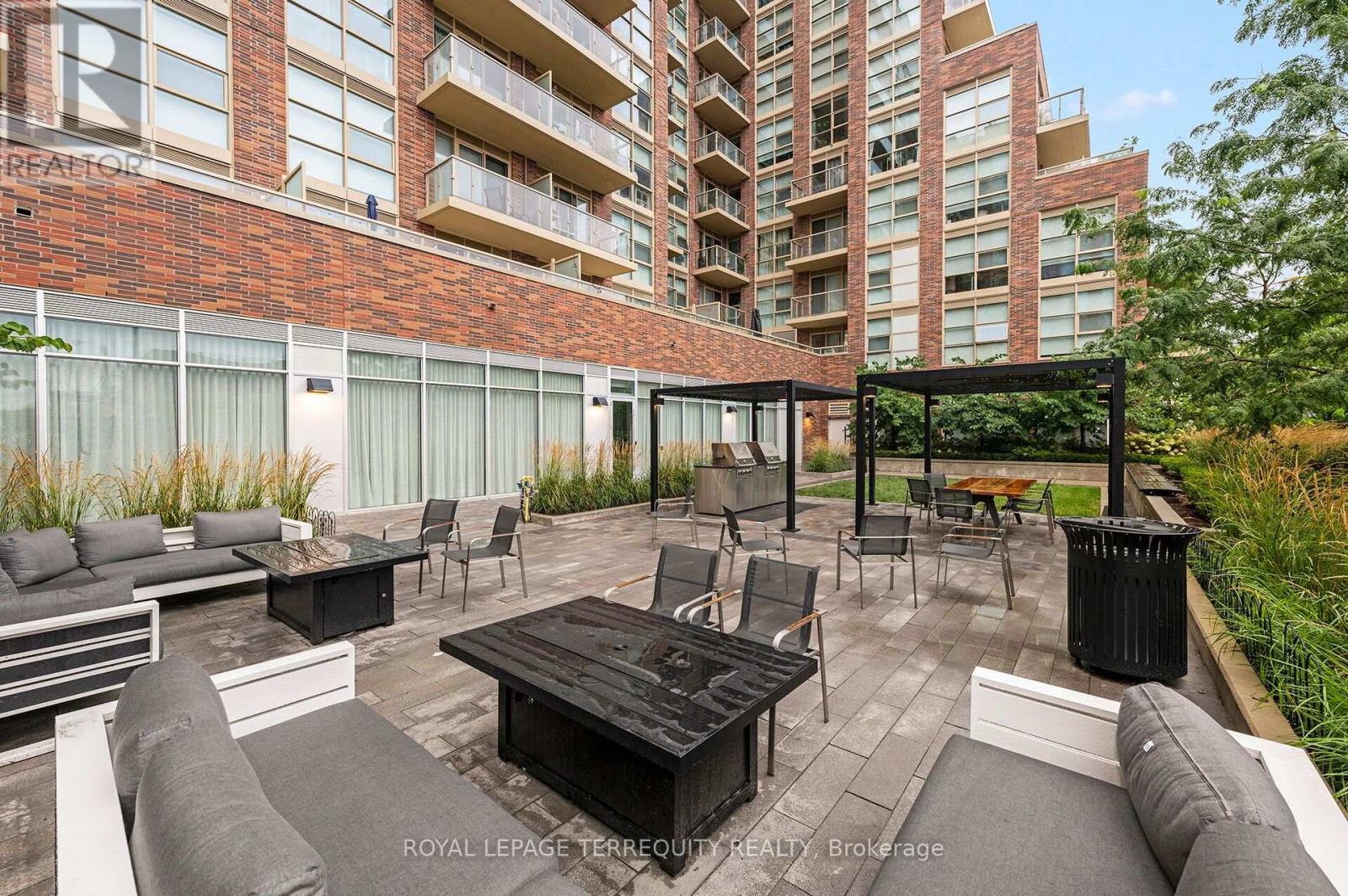 #804 1787 ST CLAIR AVENUE W - 20