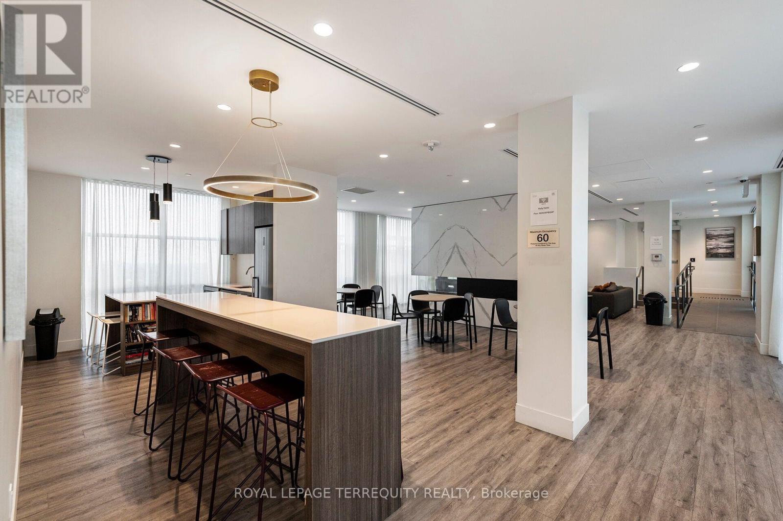 #804 1787 ST CLAIR AVENUE W - Image 31