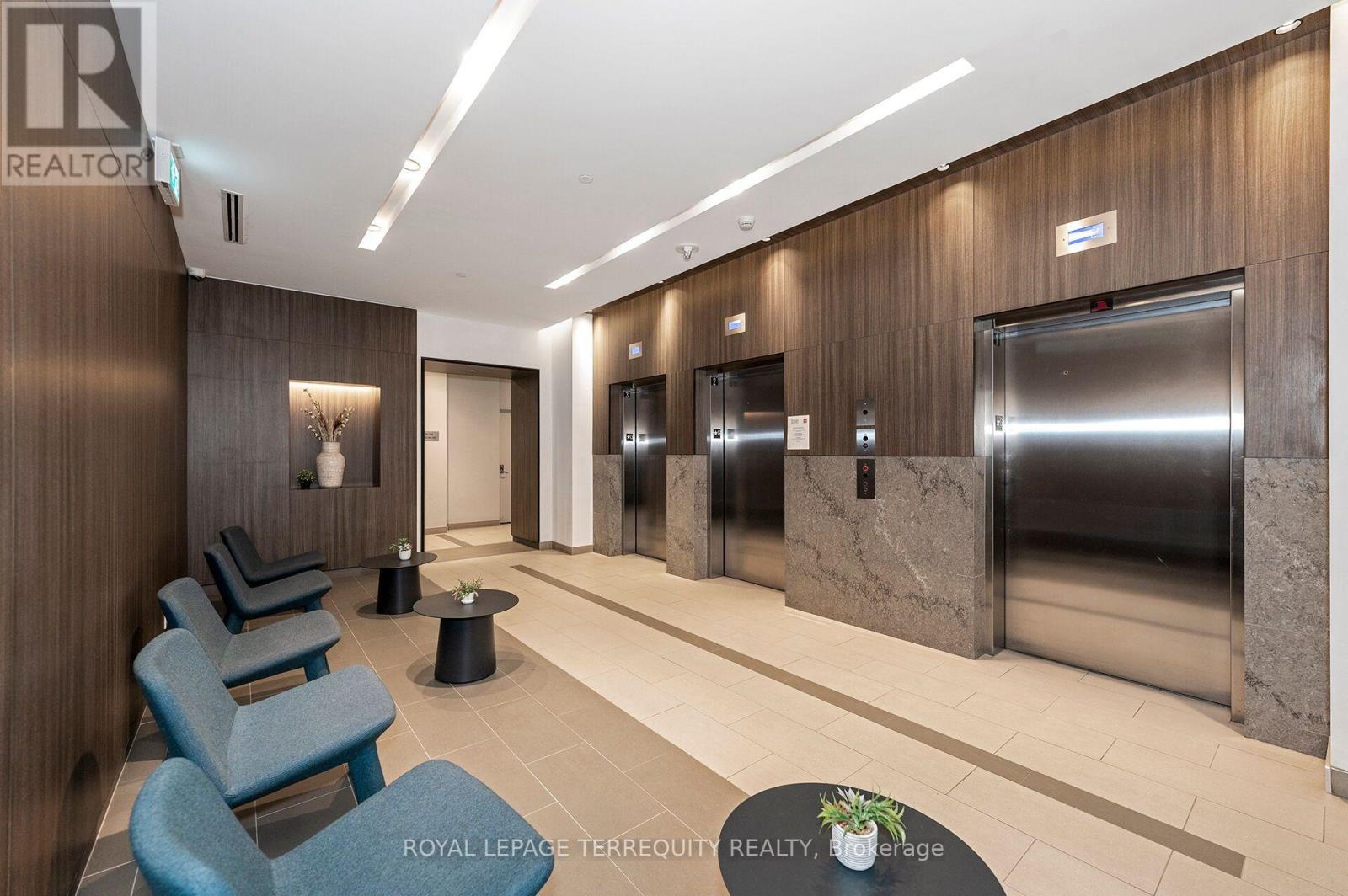 #804 1787 ST CLAIR AVENUE W - 4