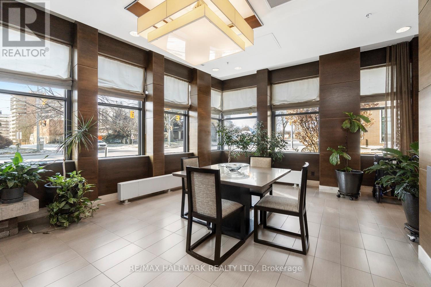 #601 1 HURONTARIO STREET - 25