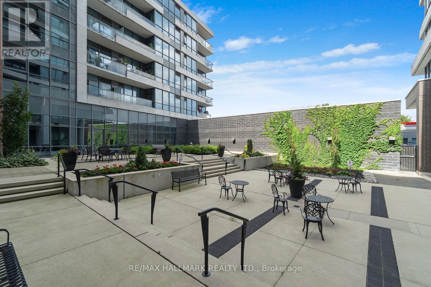 #601 1 HURONTARIO STREET - 26