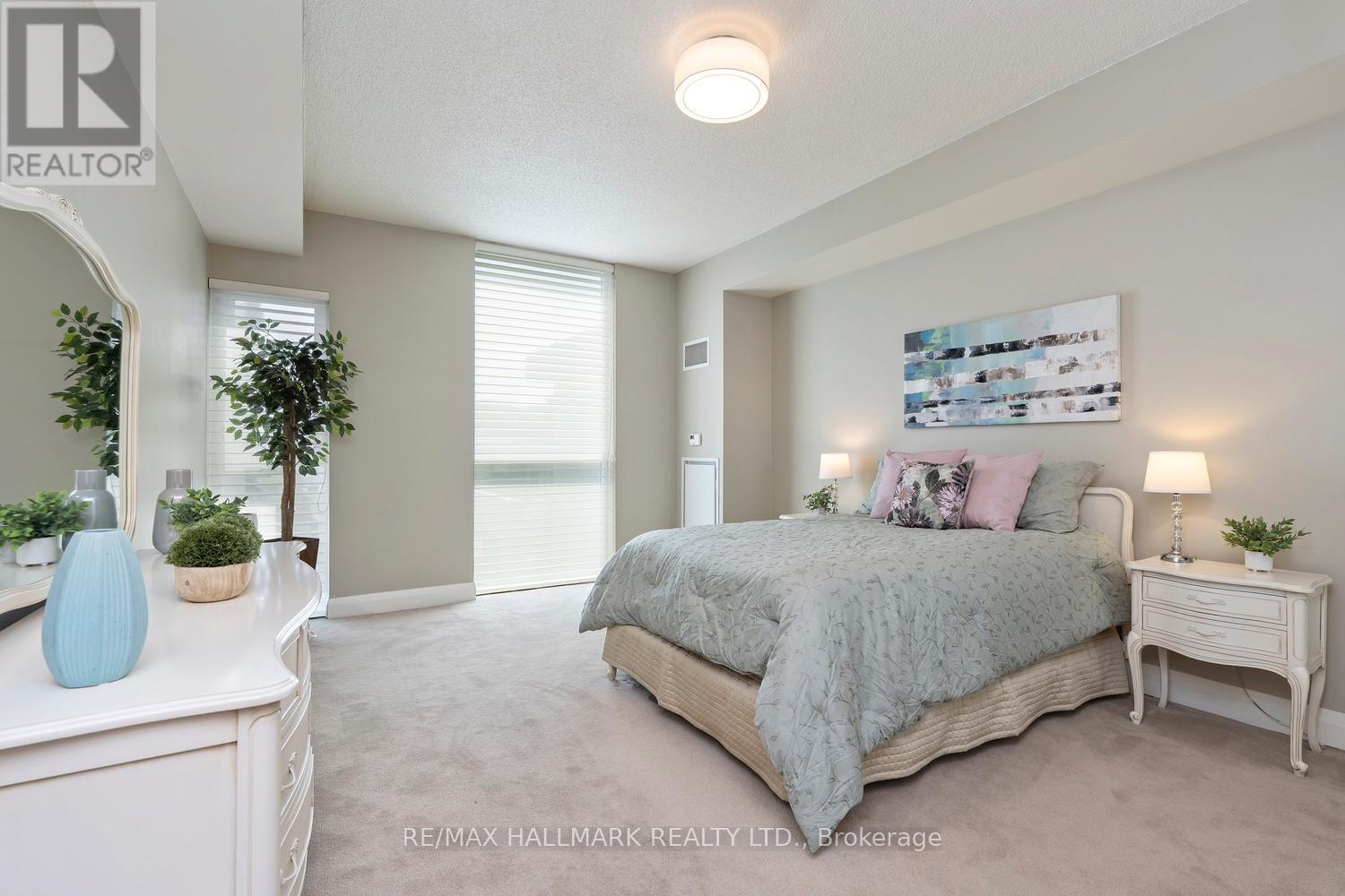 #601 1 HURONTARIO STREET - Image 5