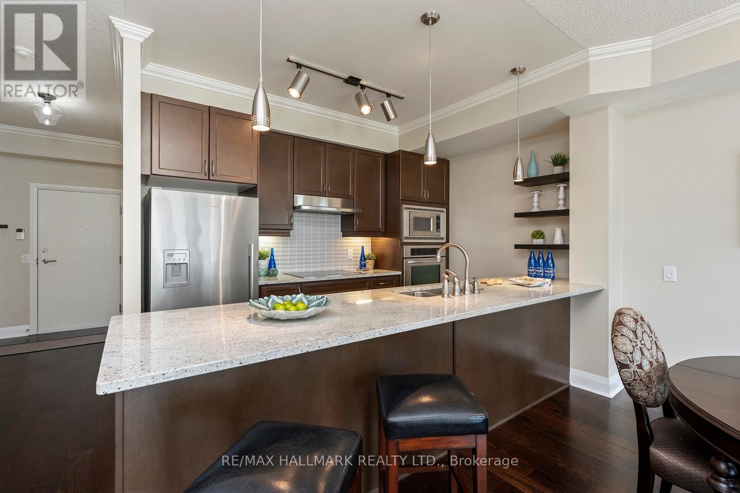 #601 1 HURONTARIO STREET - Image 9