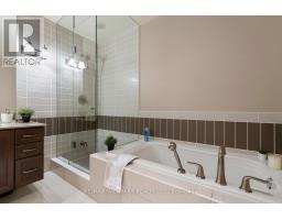 601 - 1 Hurontario Street, Mississauga, ON L5G0A3 Photo 19