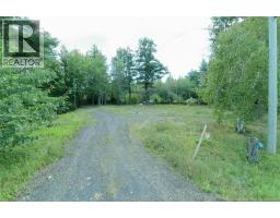 34 Post Road, Minto, NB E4B3A1 Photo 8