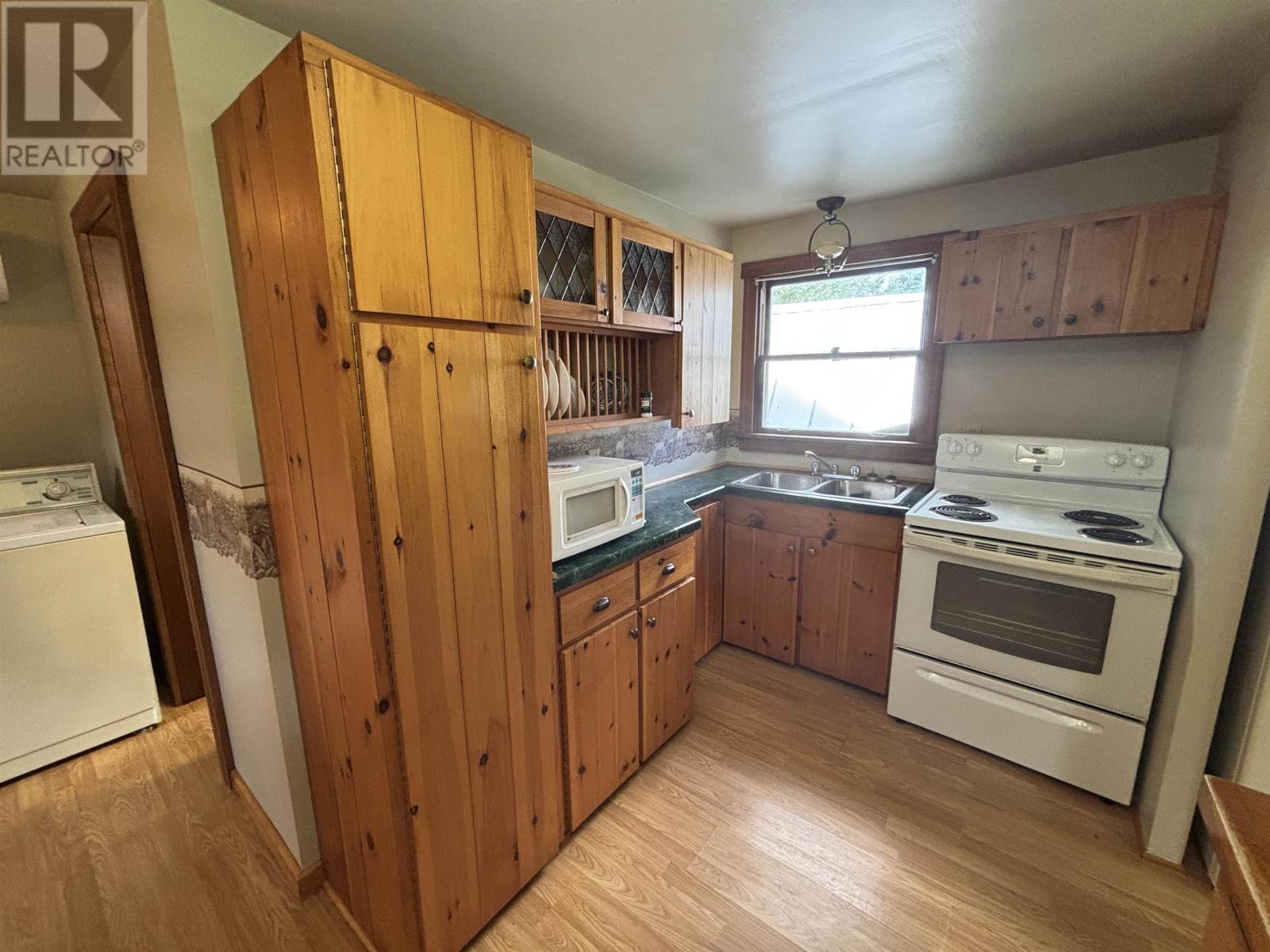 40 Station Lane - 10