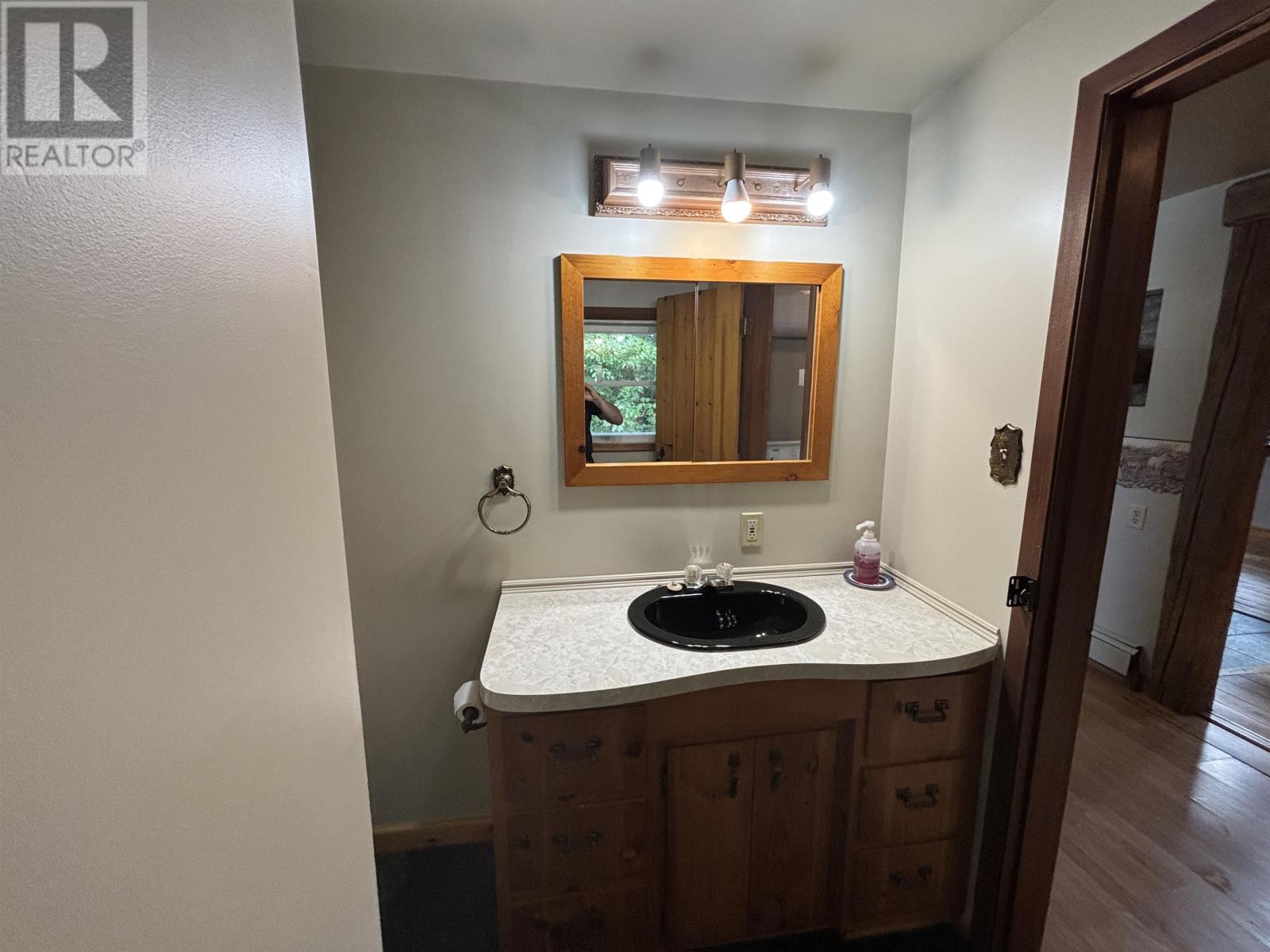 40 Station Lane - 23