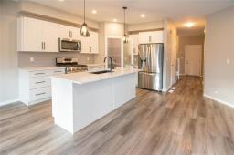 28 Trapper Lane, Winnipeg, MB R3X0P8 Photo 12