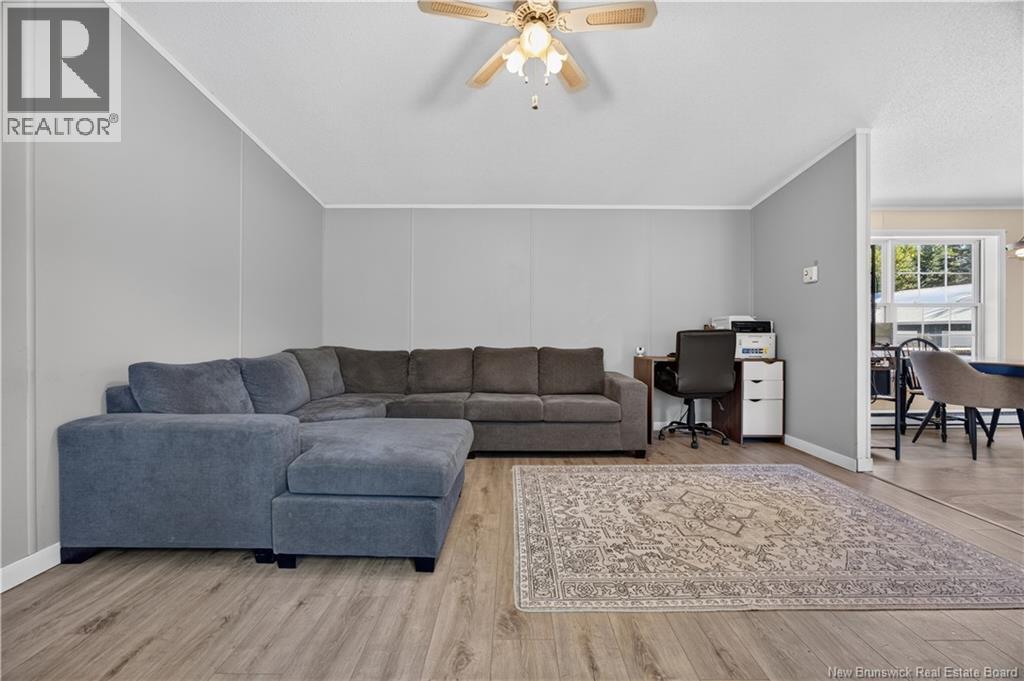 418 Parker Road - 15