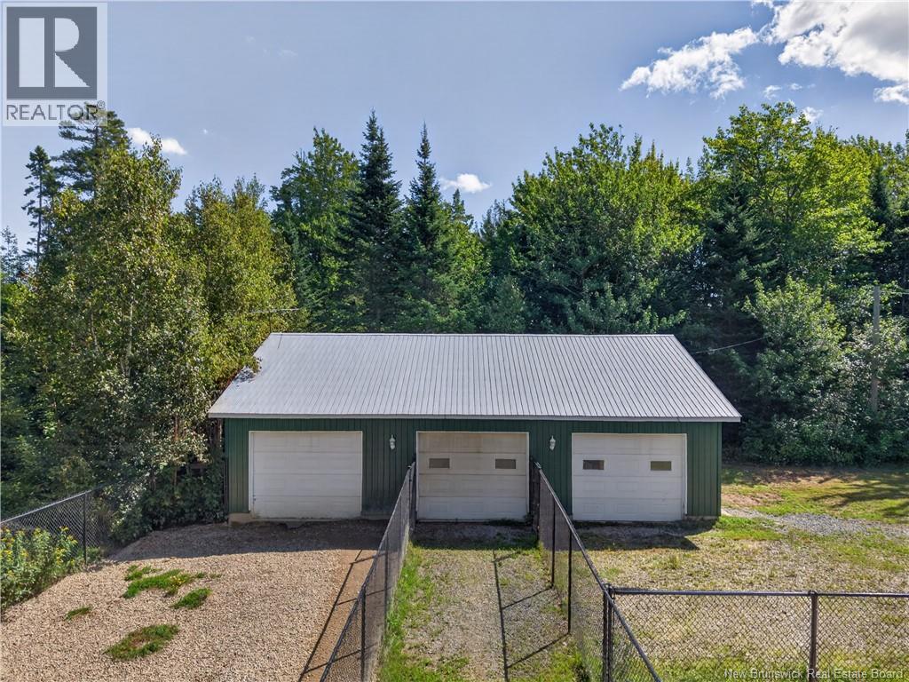 418 Parker Road - 34