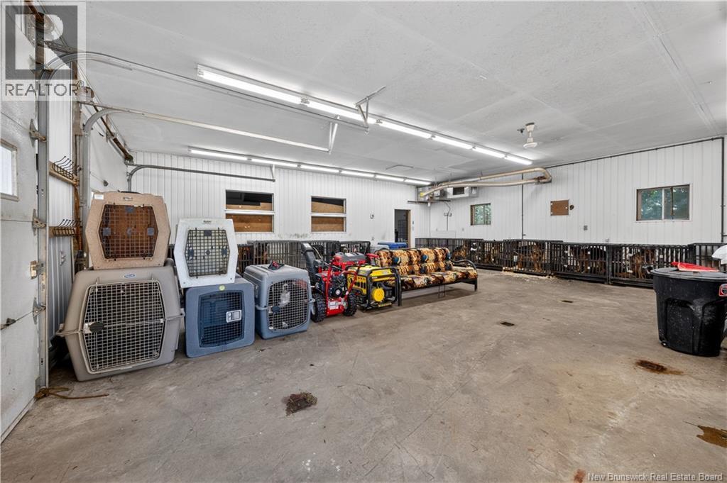 418 Parker Road - 35