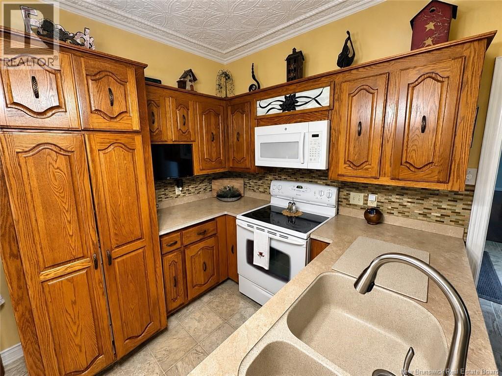 25 Hillcrest Avenue - 19