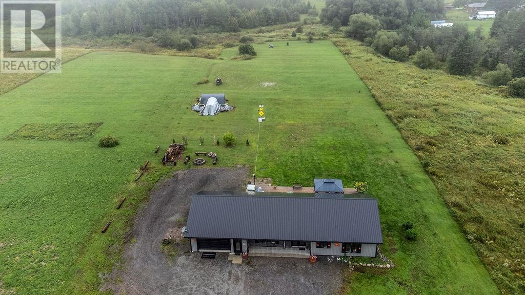 28 Courchesne Road - 15