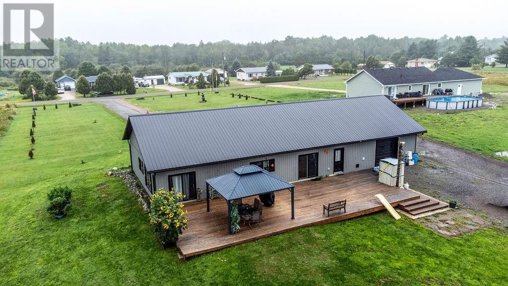 28 Courchesne Road - 2