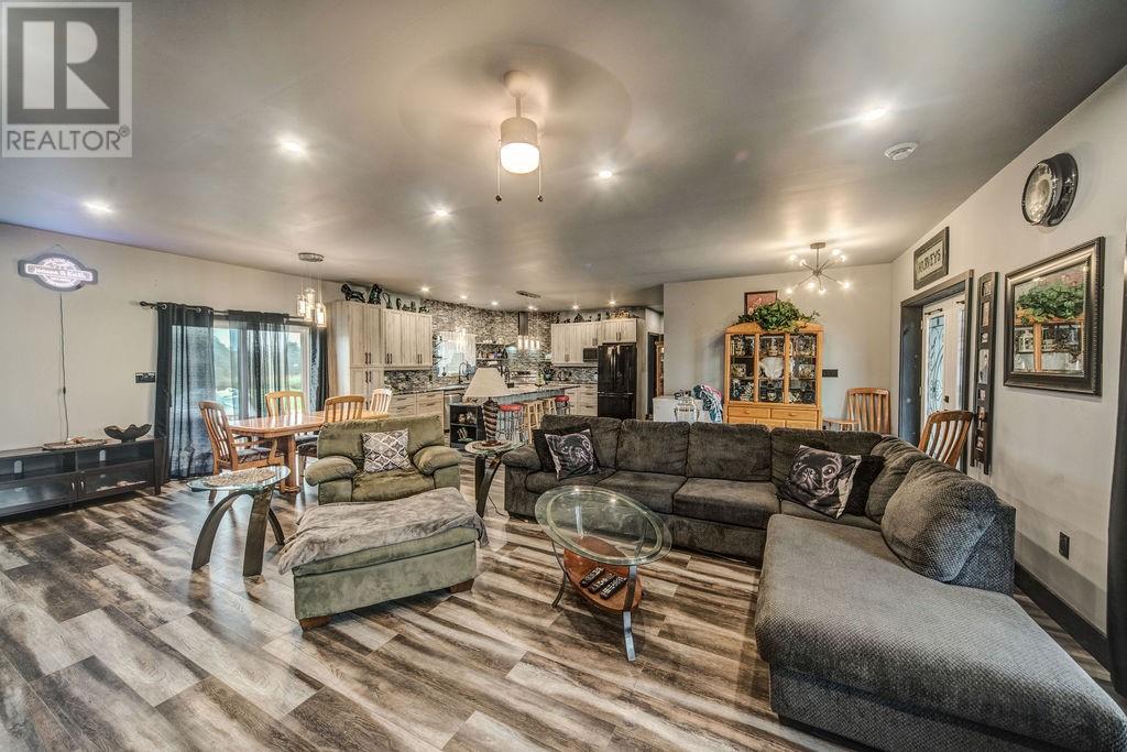 28 Courchesne Road - 7