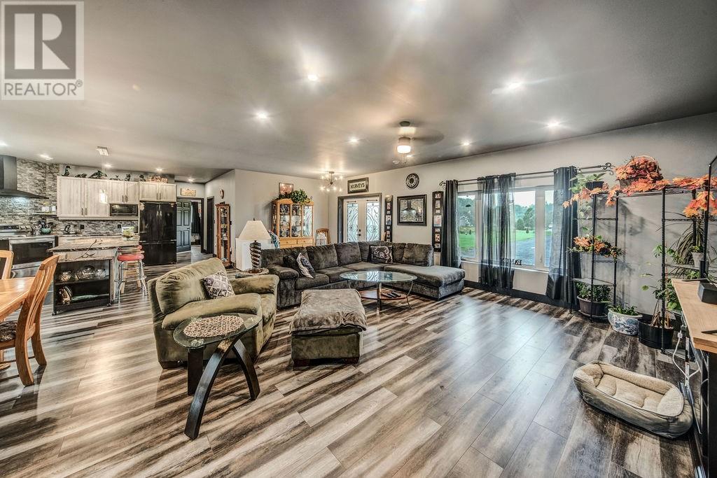 28 Courchesne Road - 8