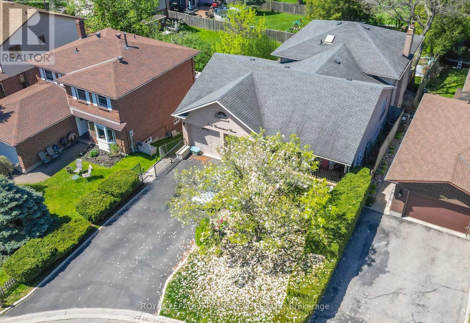 312 CUMBERLAND COURT - 2