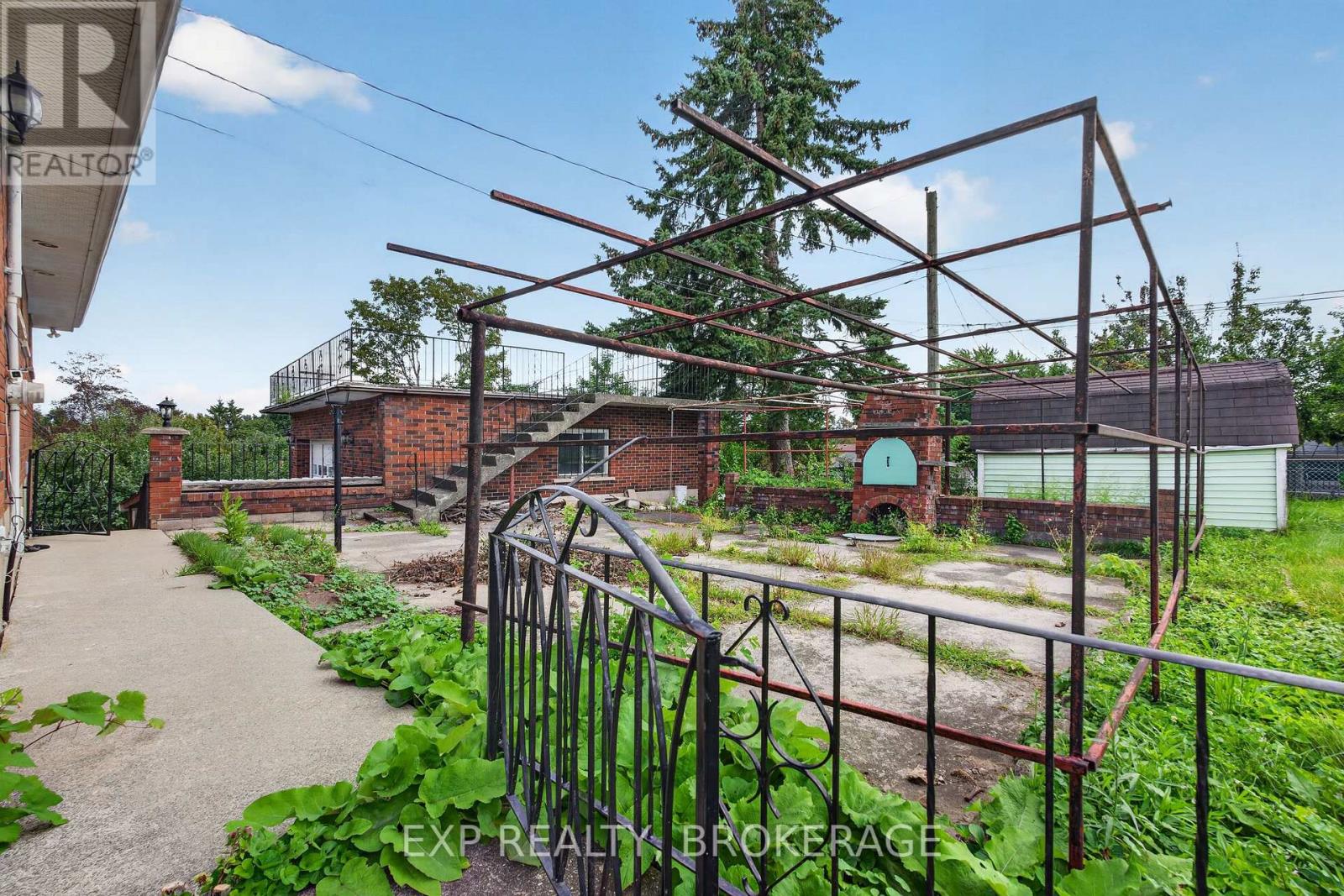143 MORENZ CRESCENT - Image 32