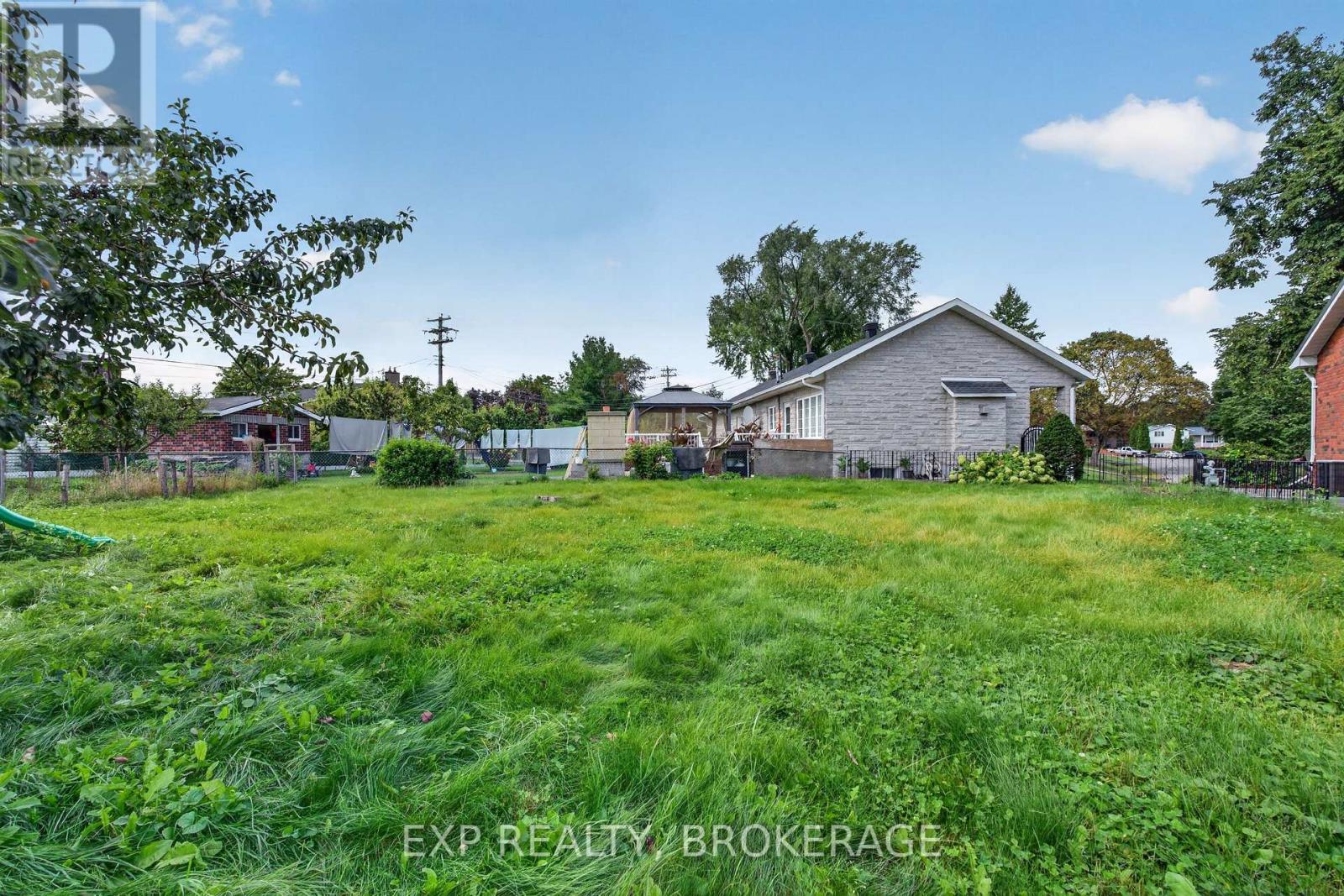 143 MORENZ CRESCENT - Image 40