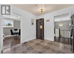 Kitchen - 143 Morenz Crescent, Kingston, ON K7K2X4 Photo 12