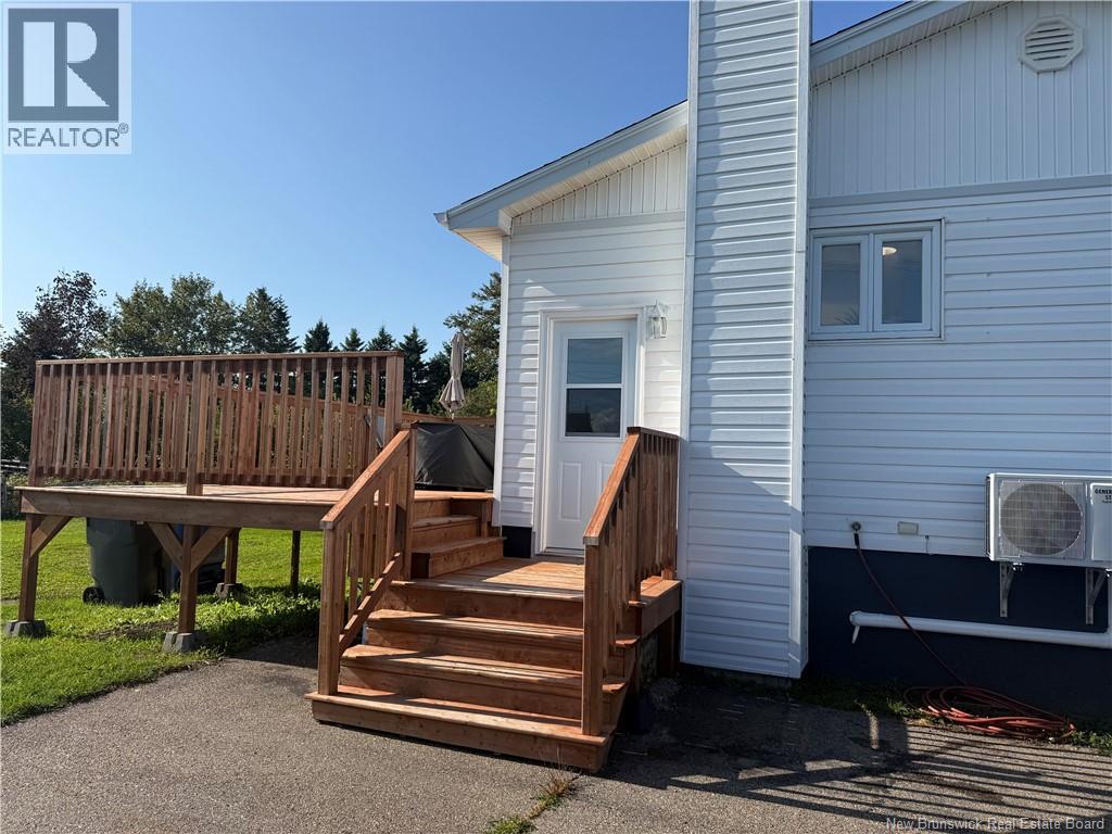 1010 Route 134, Petit-Rocher, New Brunswick, E8J1A1, Petit-Rocher, New Brunswick — photo 3 of 5