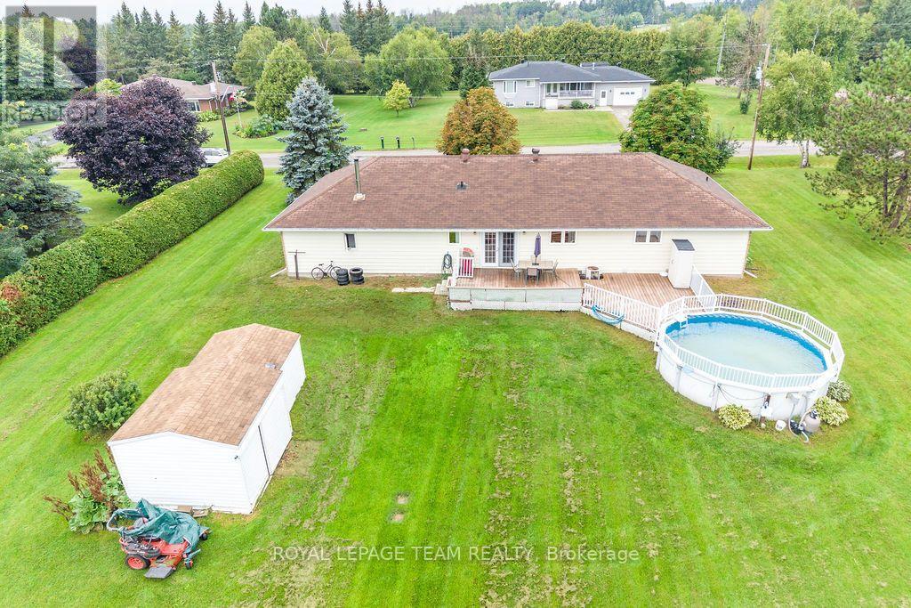 13 SPRINGFIELD DRIVE - 39