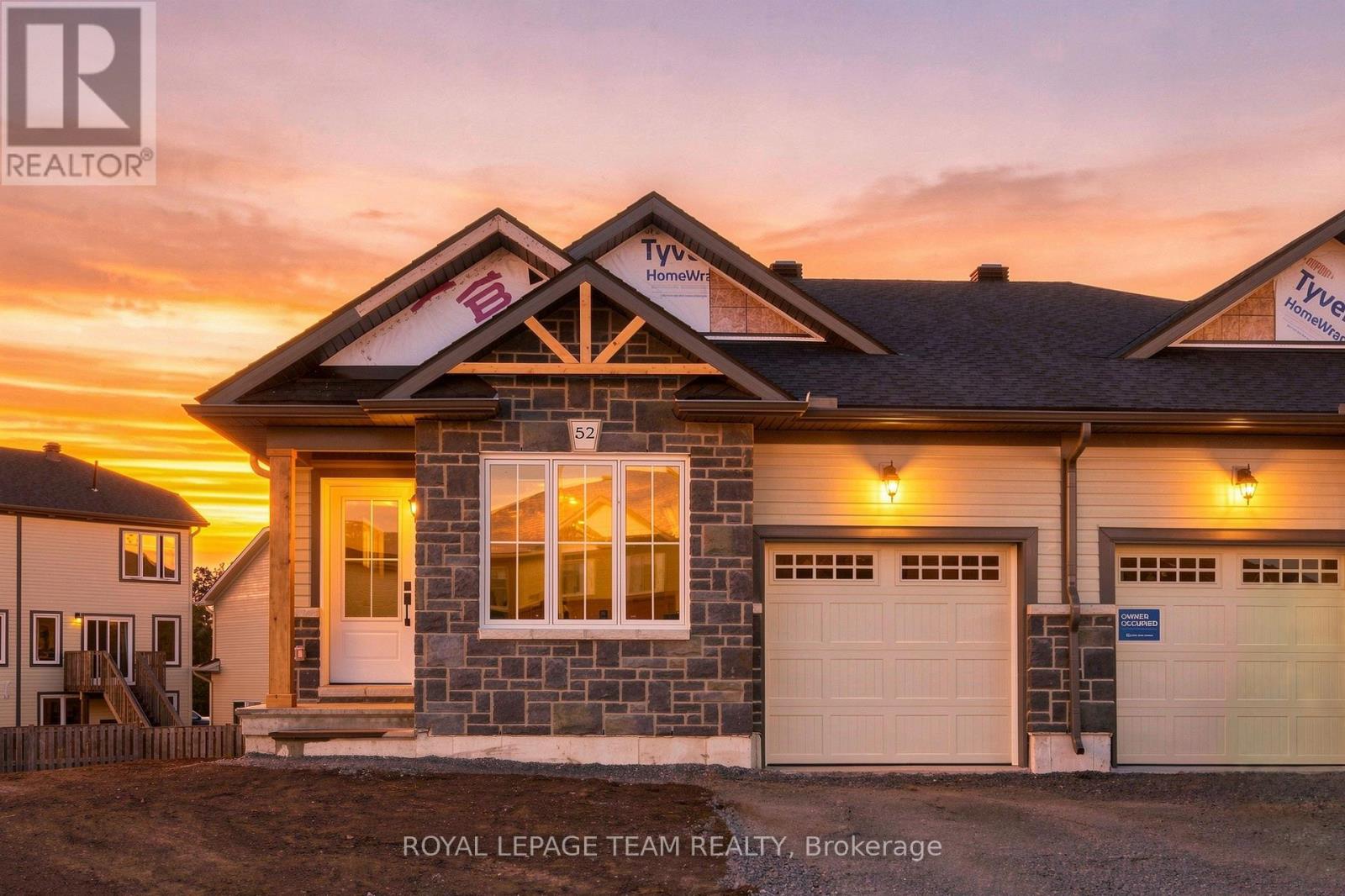 52 WHITCOMB CRESCENT - Image 3