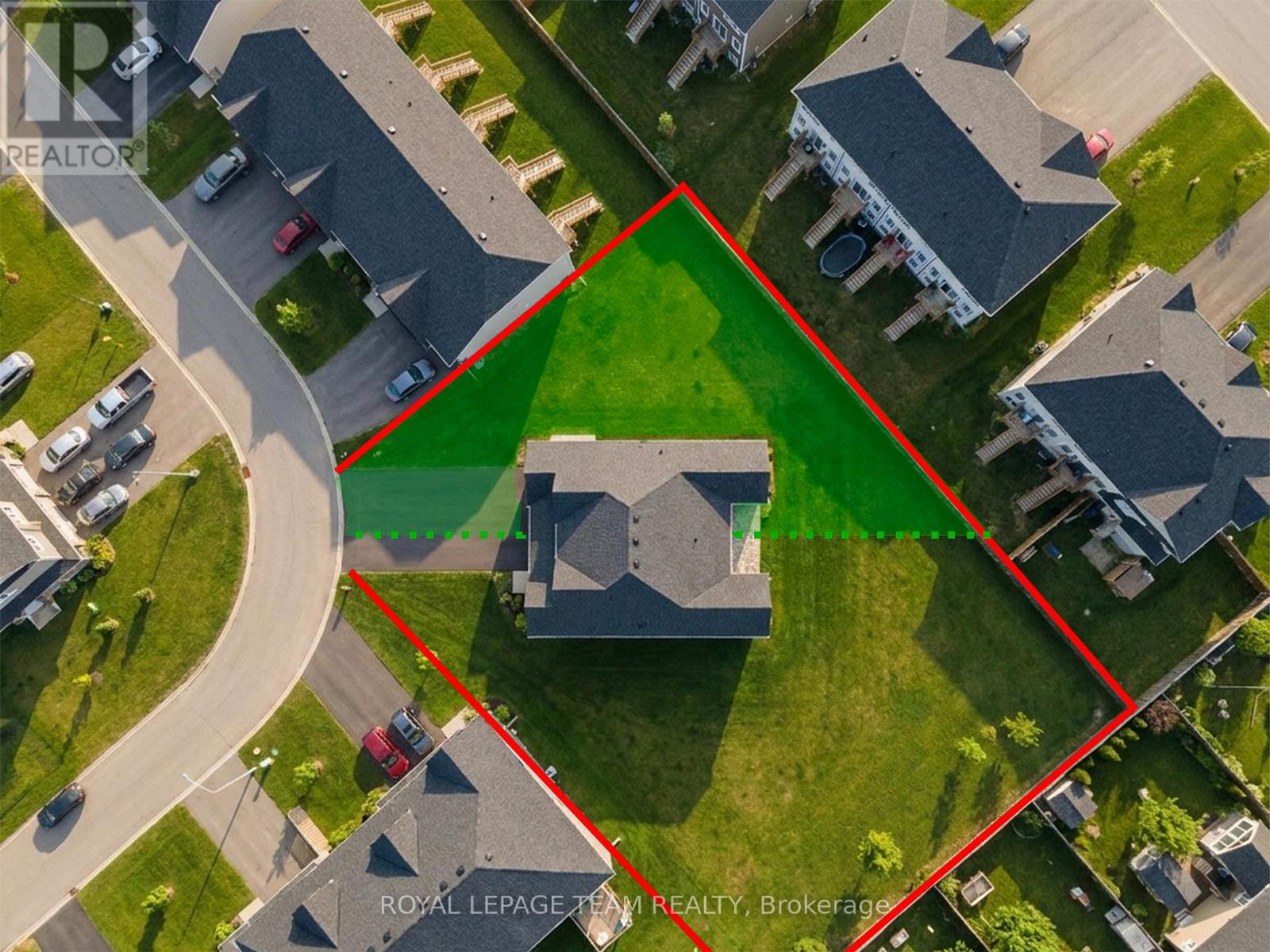 52 WHITCOMB CRESCENT - 47