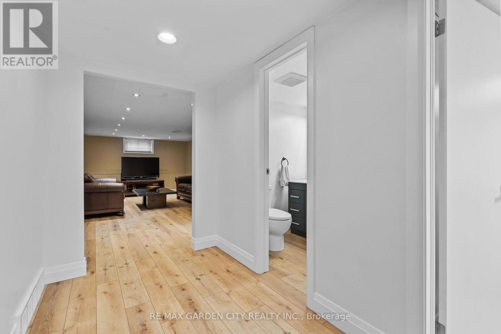 13 PRESTON DRIVE - Image 18