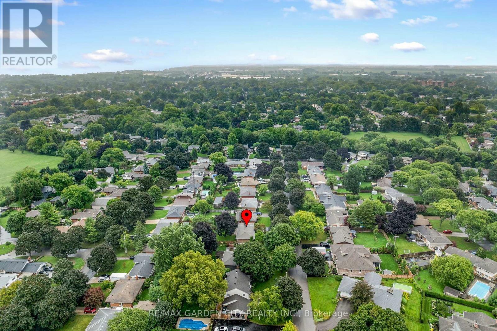 13 PRESTON DRIVE - Image 35