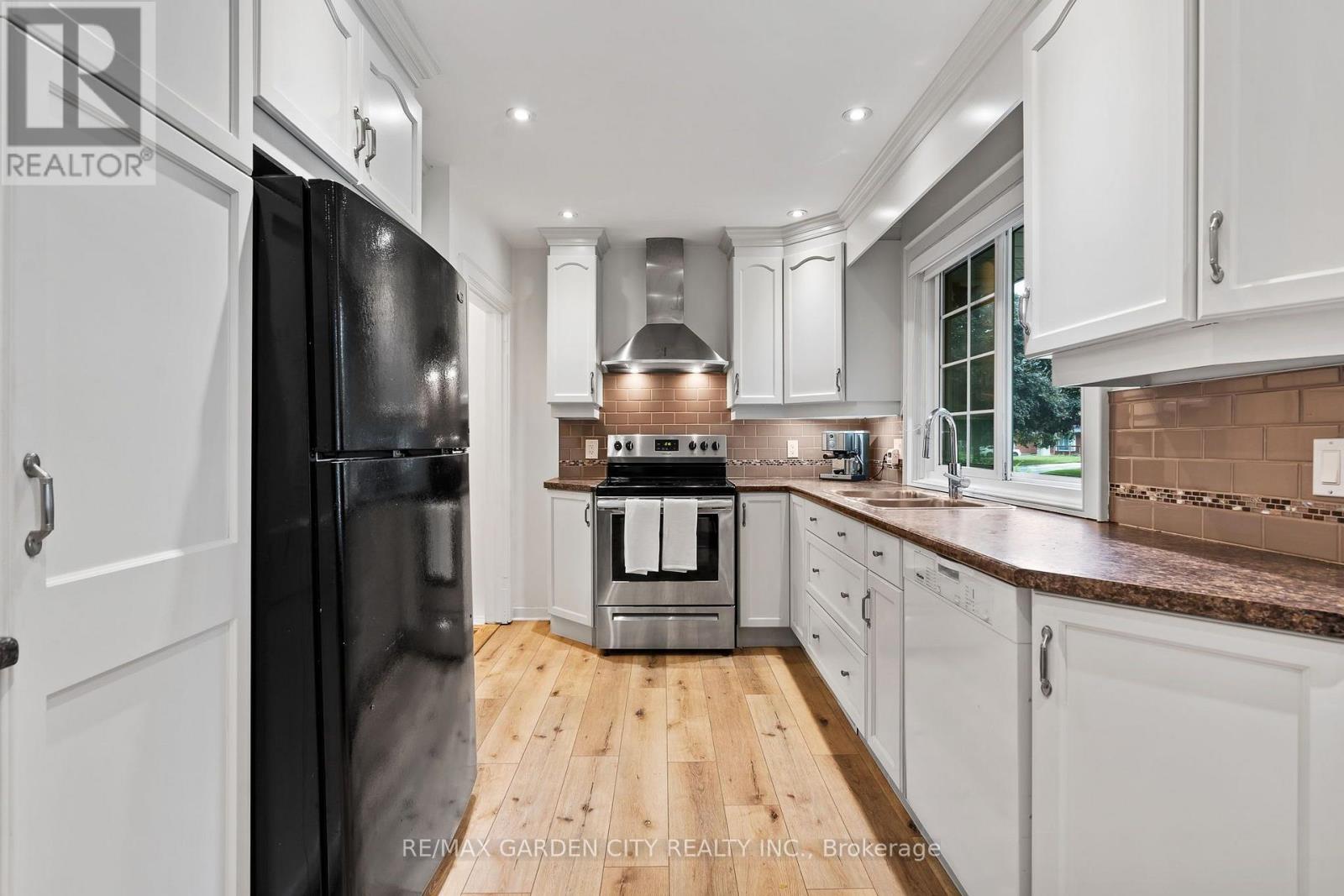 13 PRESTON DRIVE - Image 6