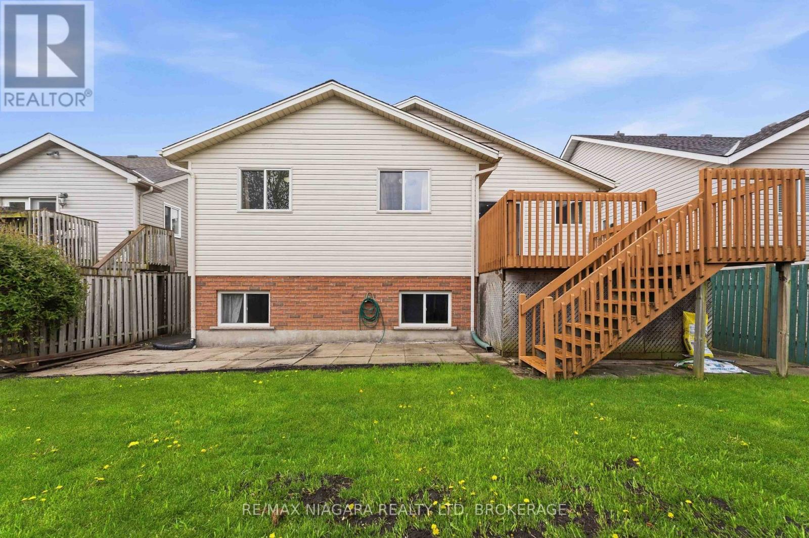 8253 COSTABILE DRIVE - 22