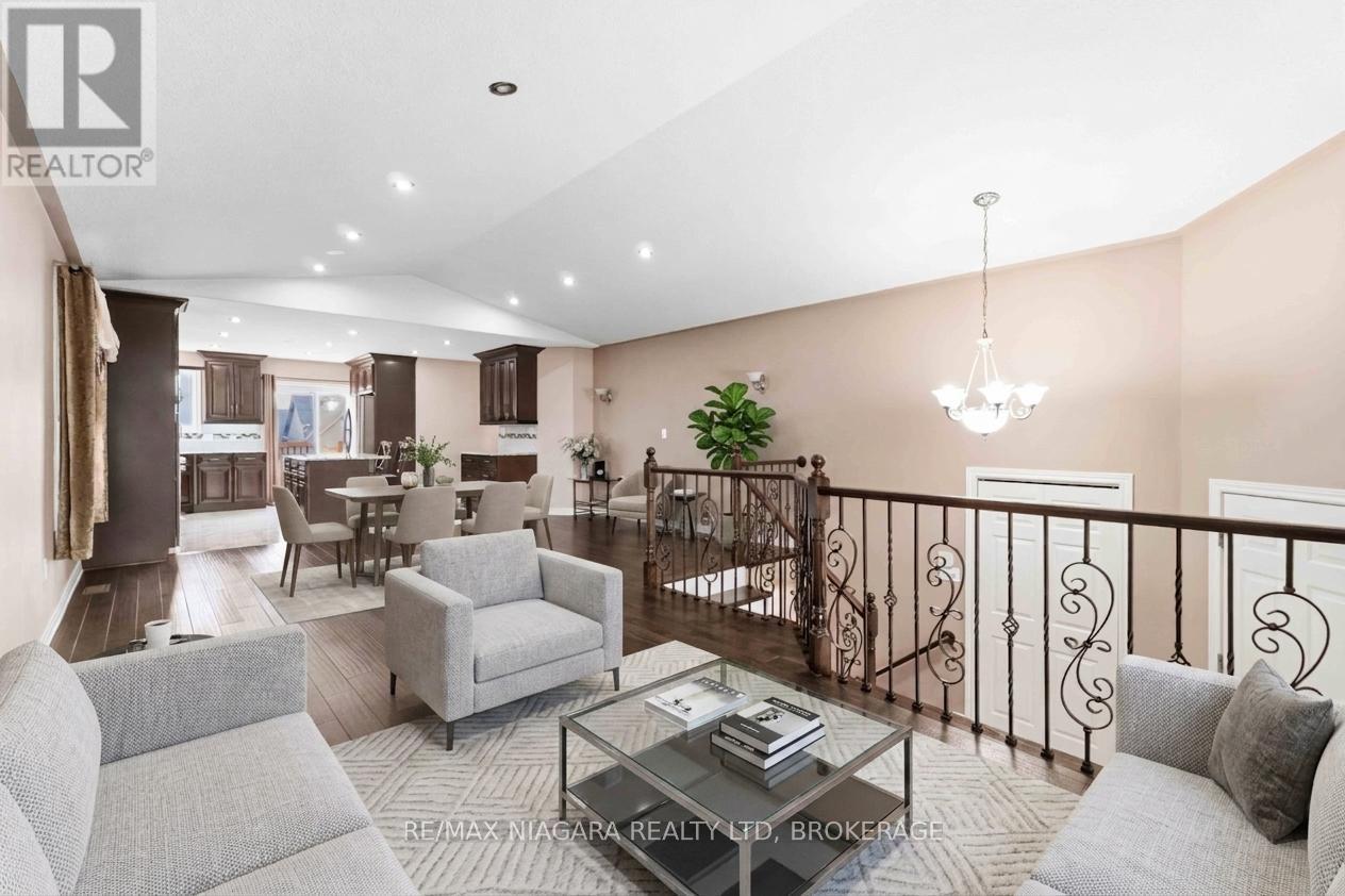 8253 COSTABILE DRIVE - 3