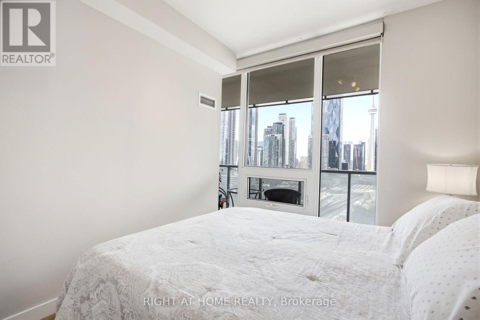#1801 1 MARKET STREET - Image 25