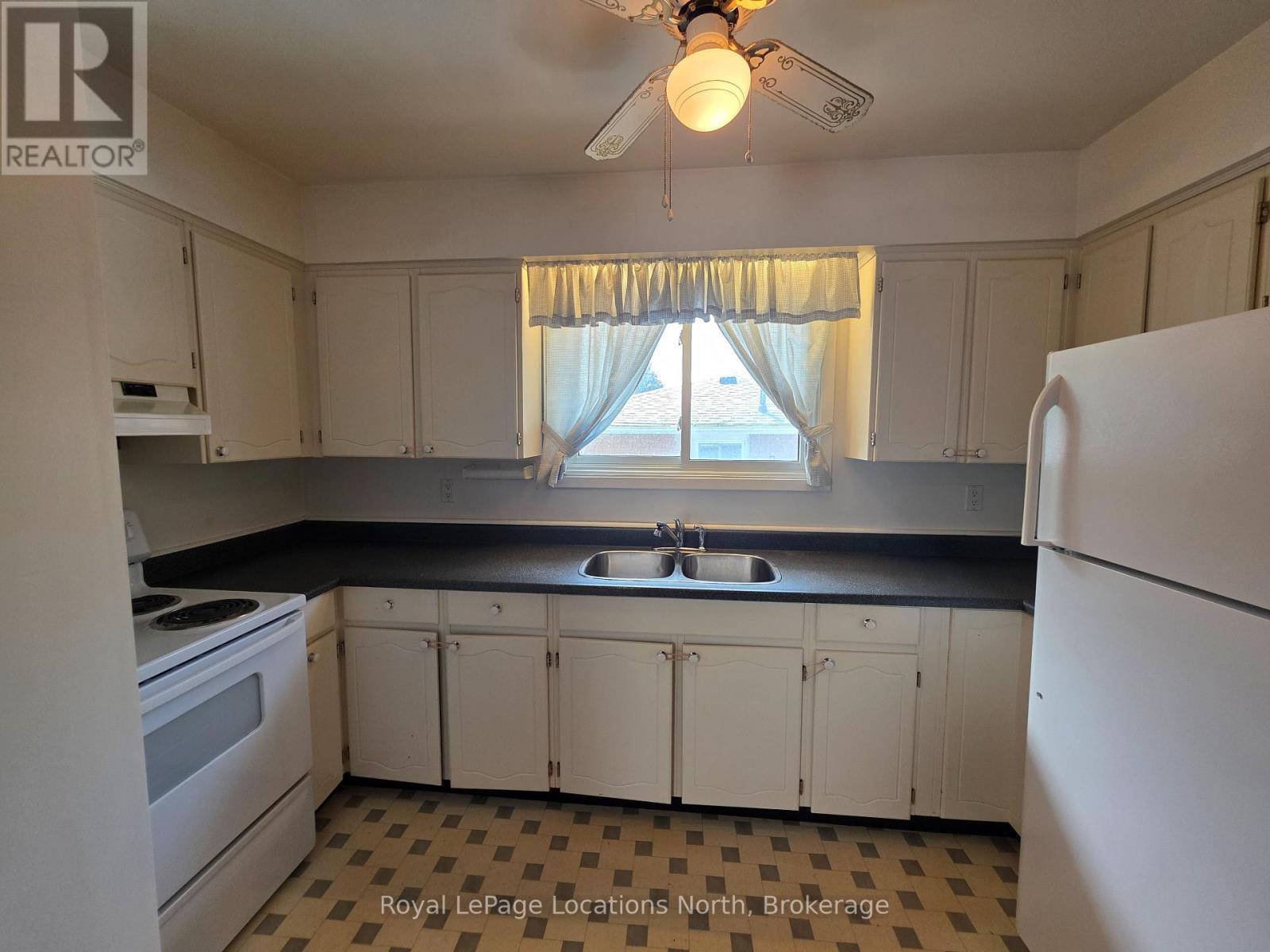 508 SPRUCE STREET - 8