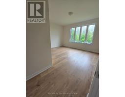 40 Rosanne Circle, Wasaga Beach, ON L9Z0N3 Photo 8