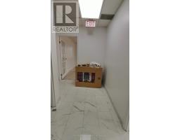 312 - 9011 Leslie Street, Richmond Hill, ON L4B3B6 Photo 7