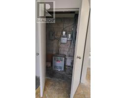 312 - 9011 Leslie Street, Richmond Hill, ON L4B3B6 Photo 9