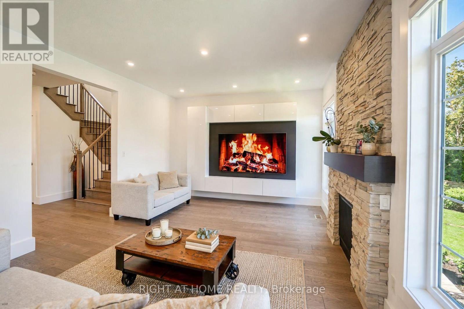 96 INVERNESS WAY - 19