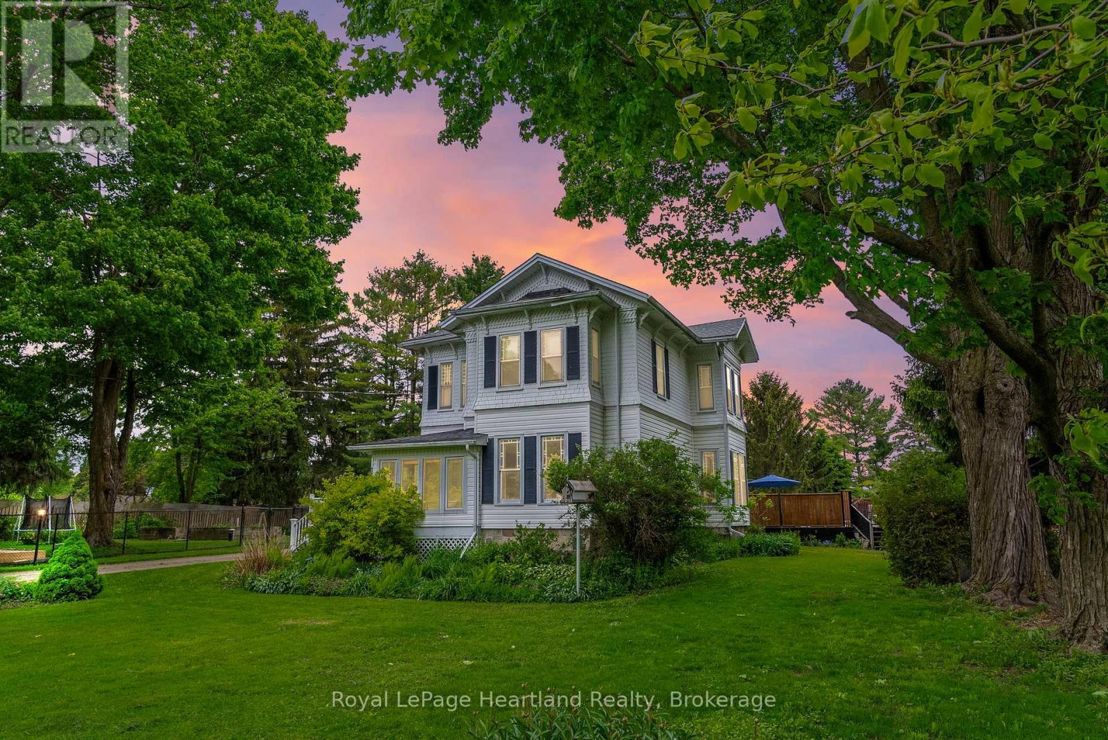 1047 GIBSON STREET - Image 37