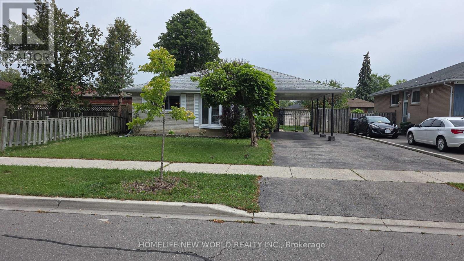26 MURCHISON CRESCENT - 2