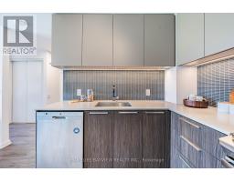 24 - 10 Brin Drive, Toronto, ON M8X0B3 Photo 8