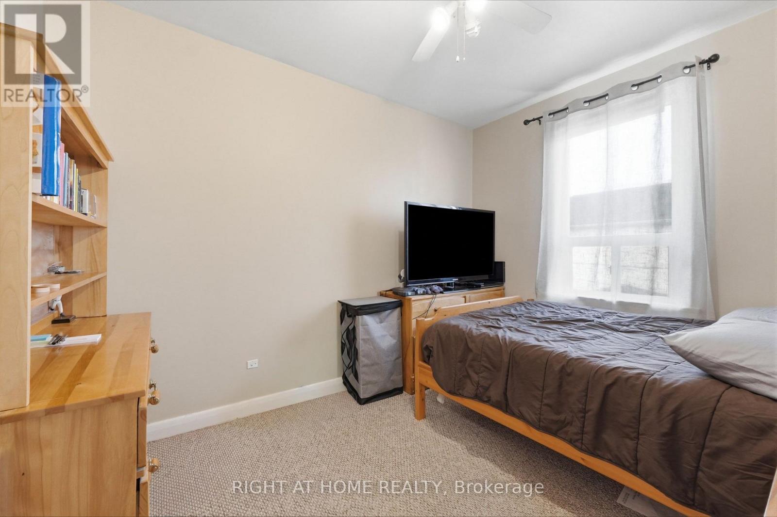 16 GREENDALE AVENUE - 27