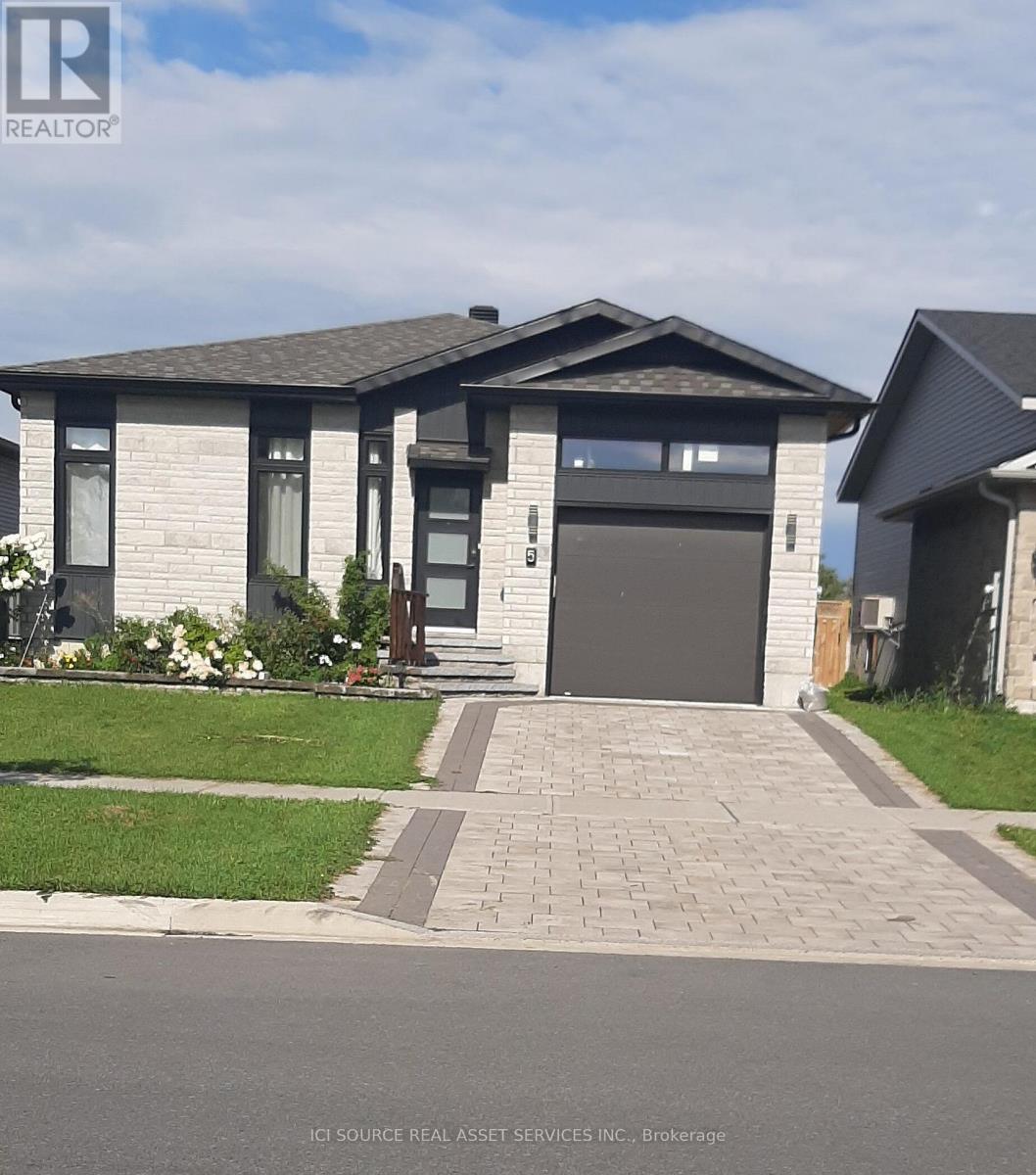 5 PORTLAND DRIVE - 1
