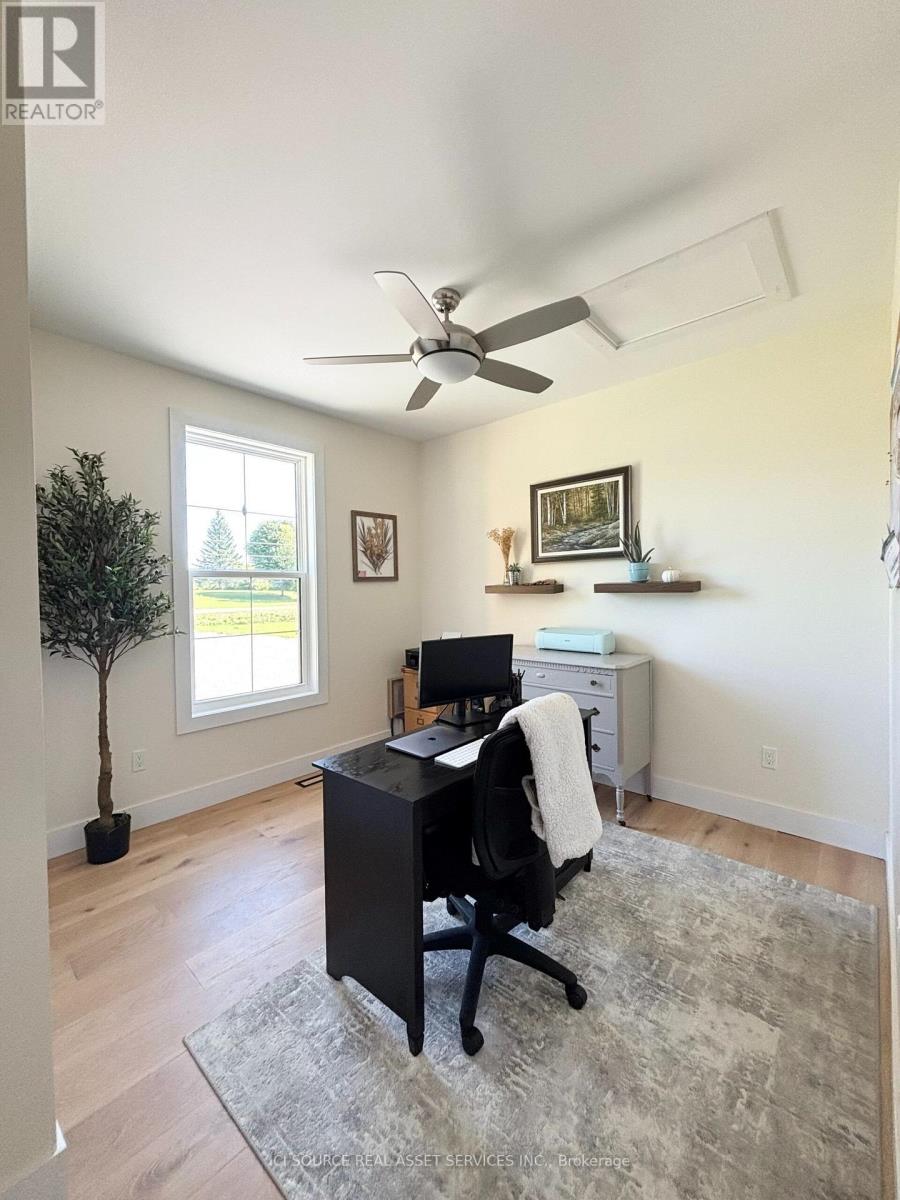 723 ROSEDALE ROAD S - Image 24