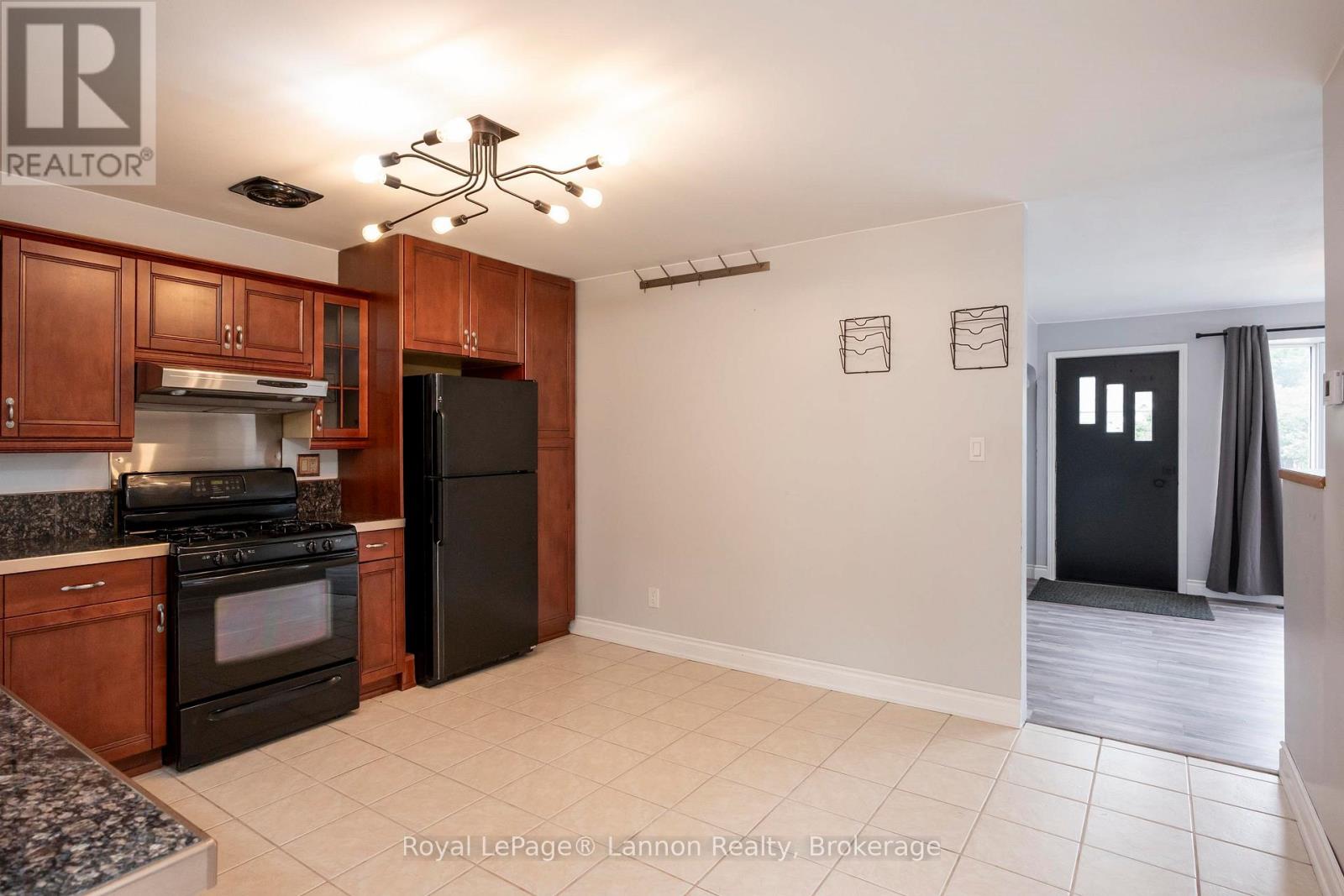 238 ANGUS STREET - 18